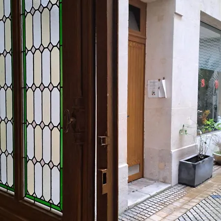 Central, Metro Republique