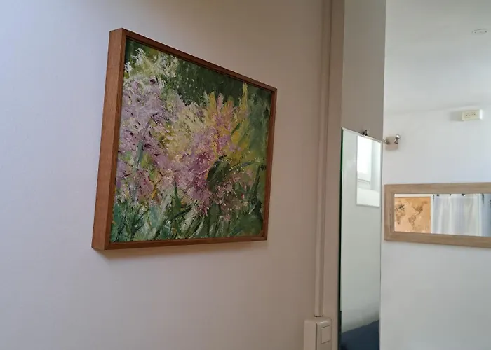 Central, Metro Republique Parigi